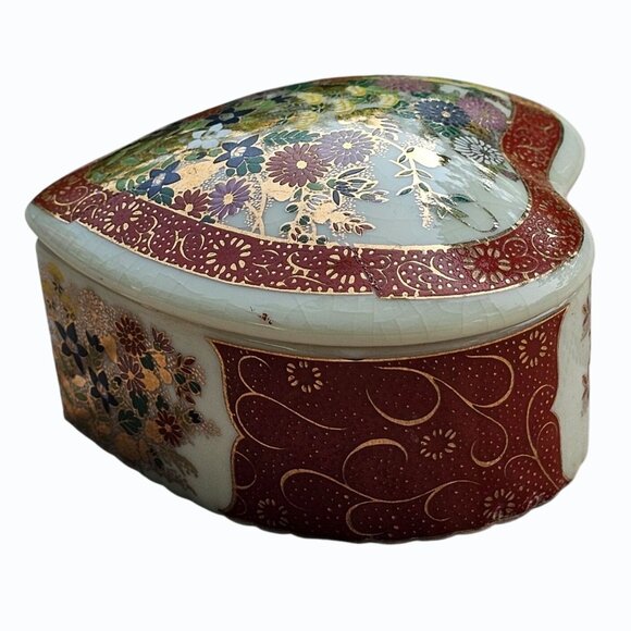 Satsuma Japan Porcelain Heart Shaped Trinket Box Vtg Floral with Gold Accents - Picture 7 of 12